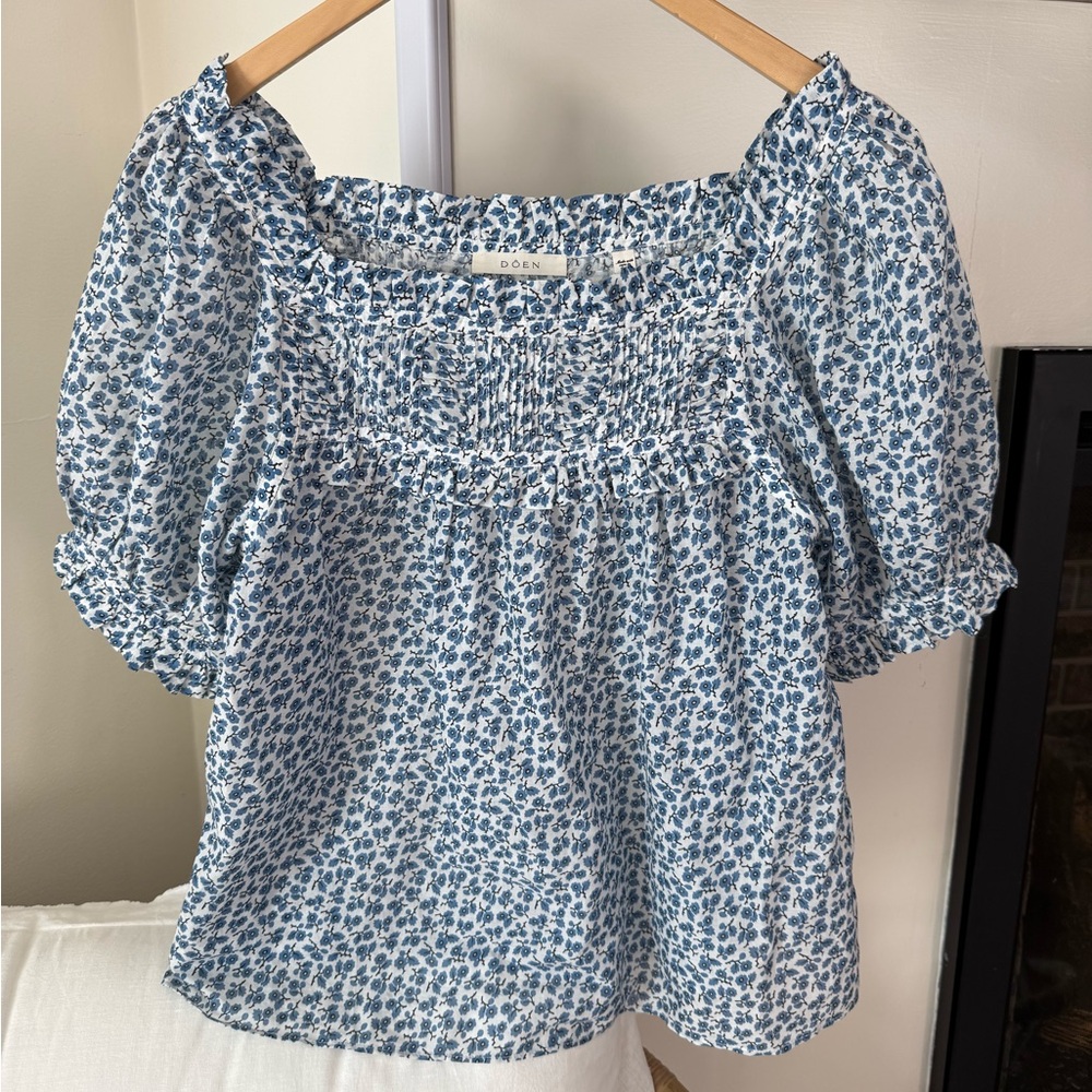 Doen Frances Top Cornflower Hillside Bloom